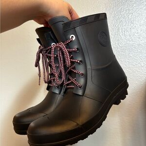 Tommy Hilfiger Rubber Boots (fits like 8.5)